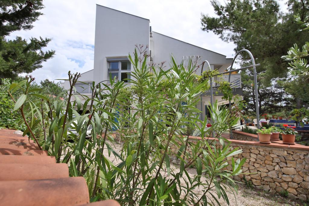 Villa A Pirovac Exterior foto