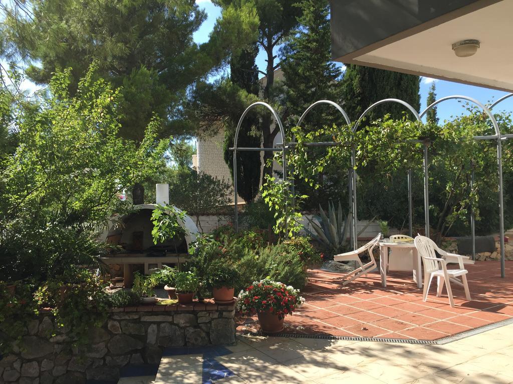 Villa A Pirovac Exterior foto